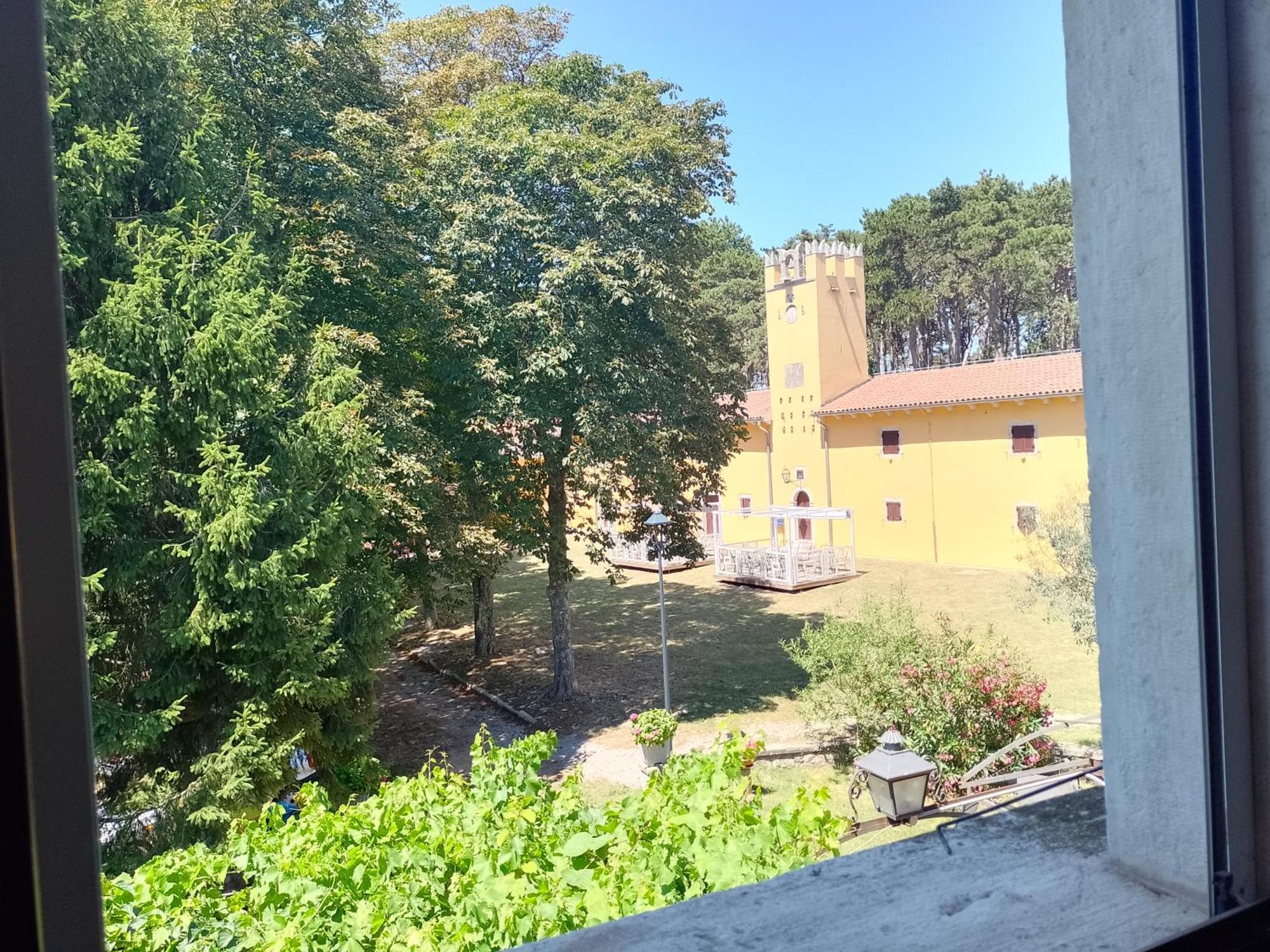 Apartments Lazzarini Battiala Nedeščina Dış mekan fotoğraf
